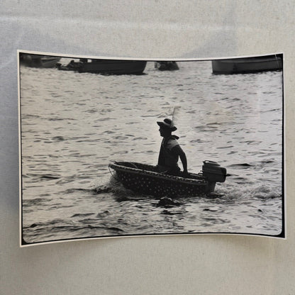 Vintage Press Photo Motor Boat Racing Bathtub Photograph Print