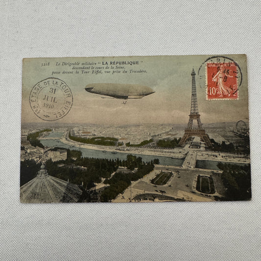 Vintage Zeppelin Airship Dirigible Postcard Post Card French La Republique