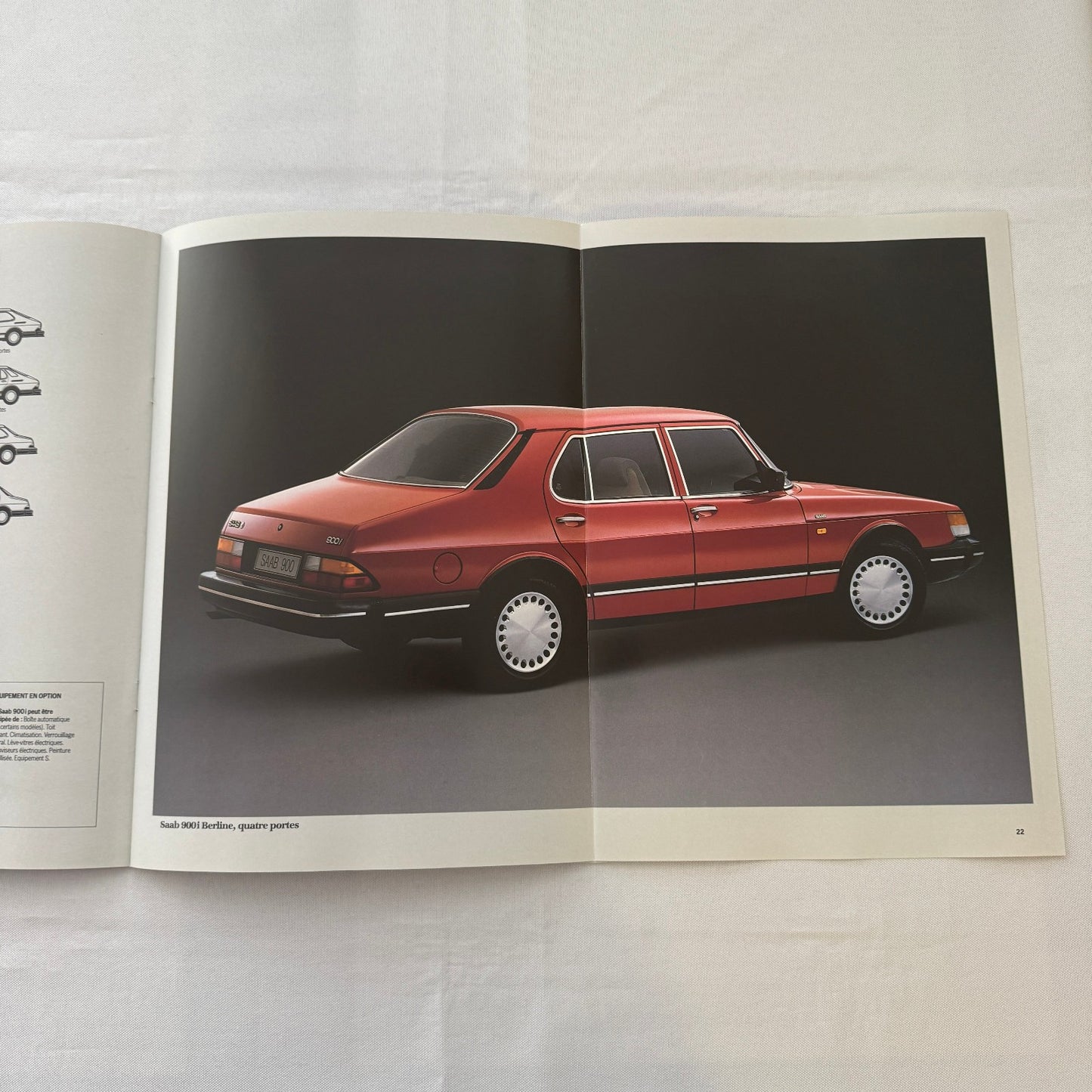 1987 Saab 900i Car Sales Brochure Catalog Vintage Saab 900 FRENCH European