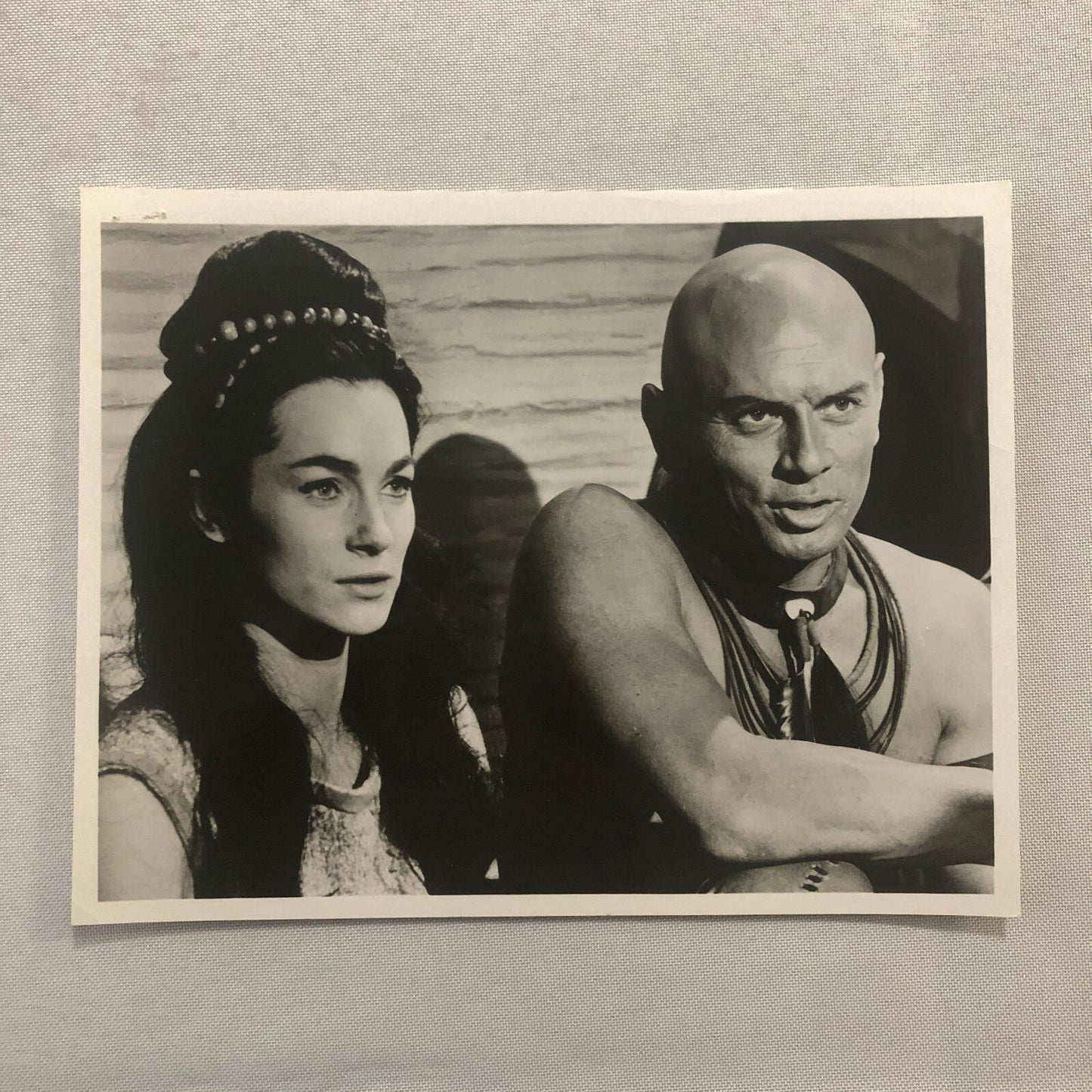 Yul Brynner Shirley Ann Field Kings of the Sun Movie Photo Photograph CBS TV