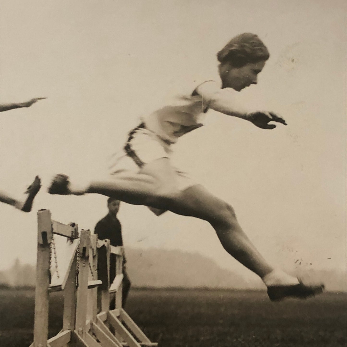 Press Photo Photograph London News Agency LNA Hurdle Jumping Running Women 1933