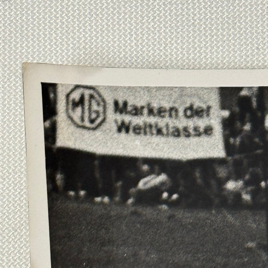 Vintage Racing Photo Ford GT40 Porsche