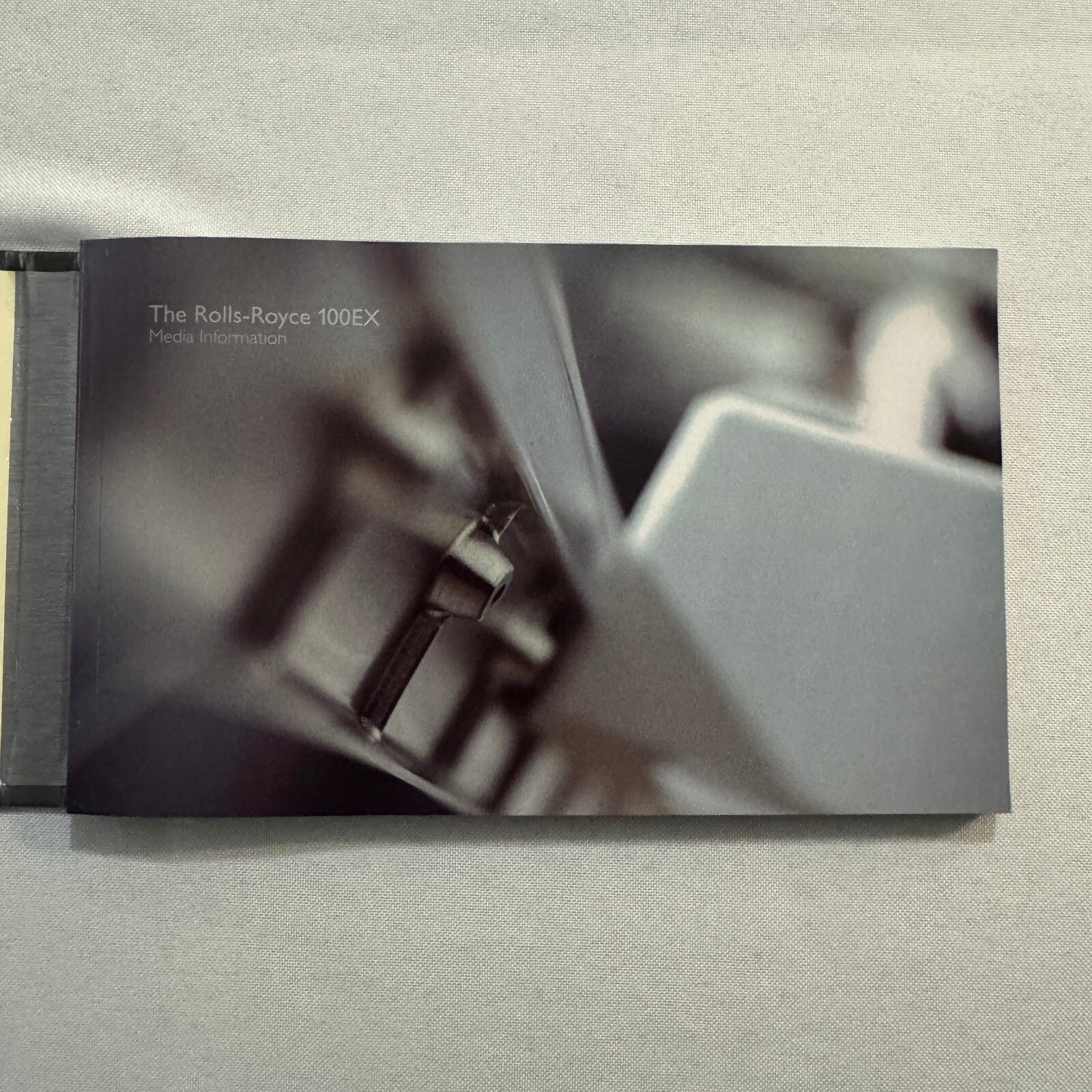 Rolls Royce 100EX Convertible Concept Car Press Kit Photo CD Hardbound German