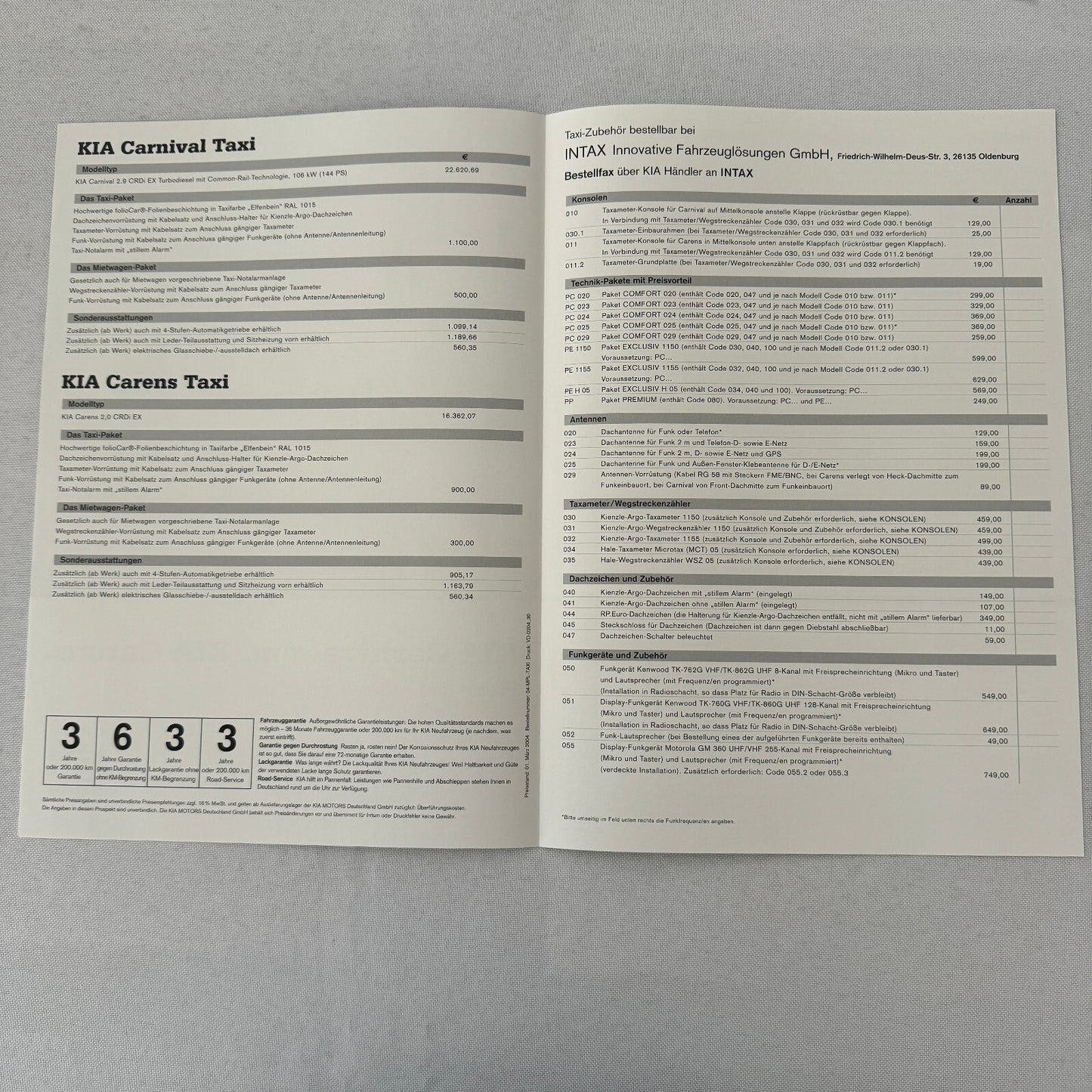 2004 Kia Carnival and Carens TAXI CAB Sales Brochure Catalog German Text