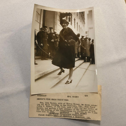 Press Photo Photograph Thomas Mooney Wife at Pardon Hearing San Francisco