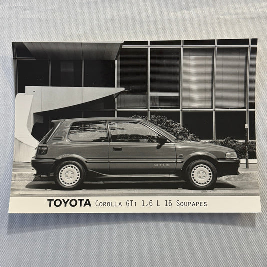 Vintage Toyota Corolla GTi Hatchback Factory Press Photo Photograph Print FRENCH