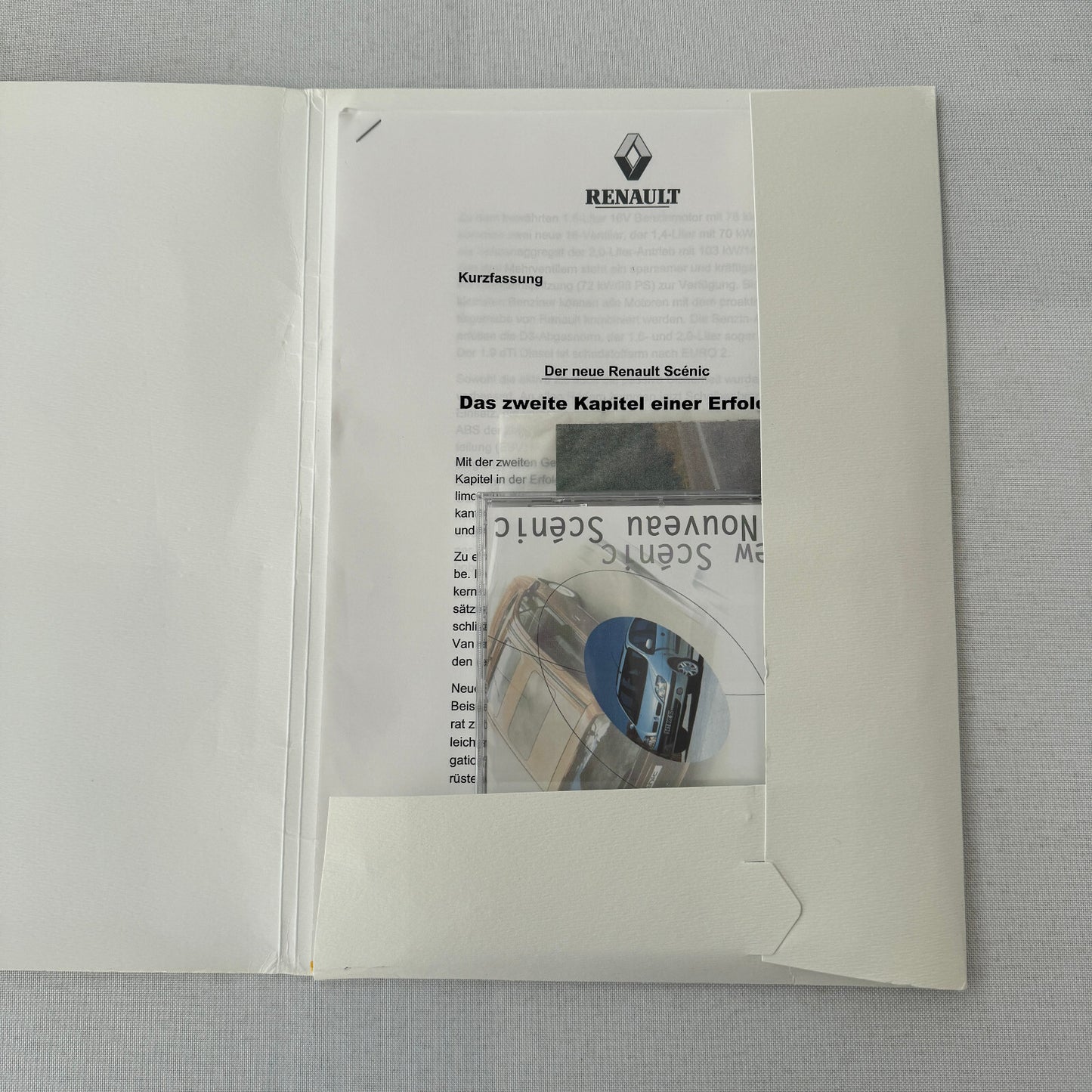 Renault Scenic Press Kit with Photos and Photo CD German Text European