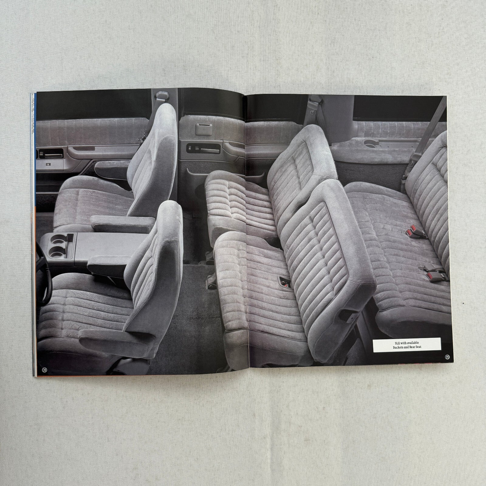 1993 GMC Truck Sales Brochure Catalog Jimmy Yukon Suburban