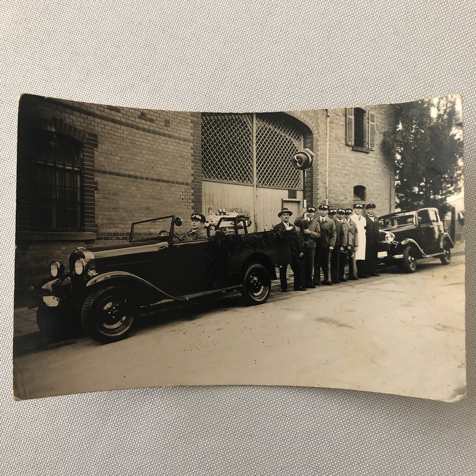Vintage Photo Photograph Snapshot Men Cars Automobiles Germany + AL22SM2
