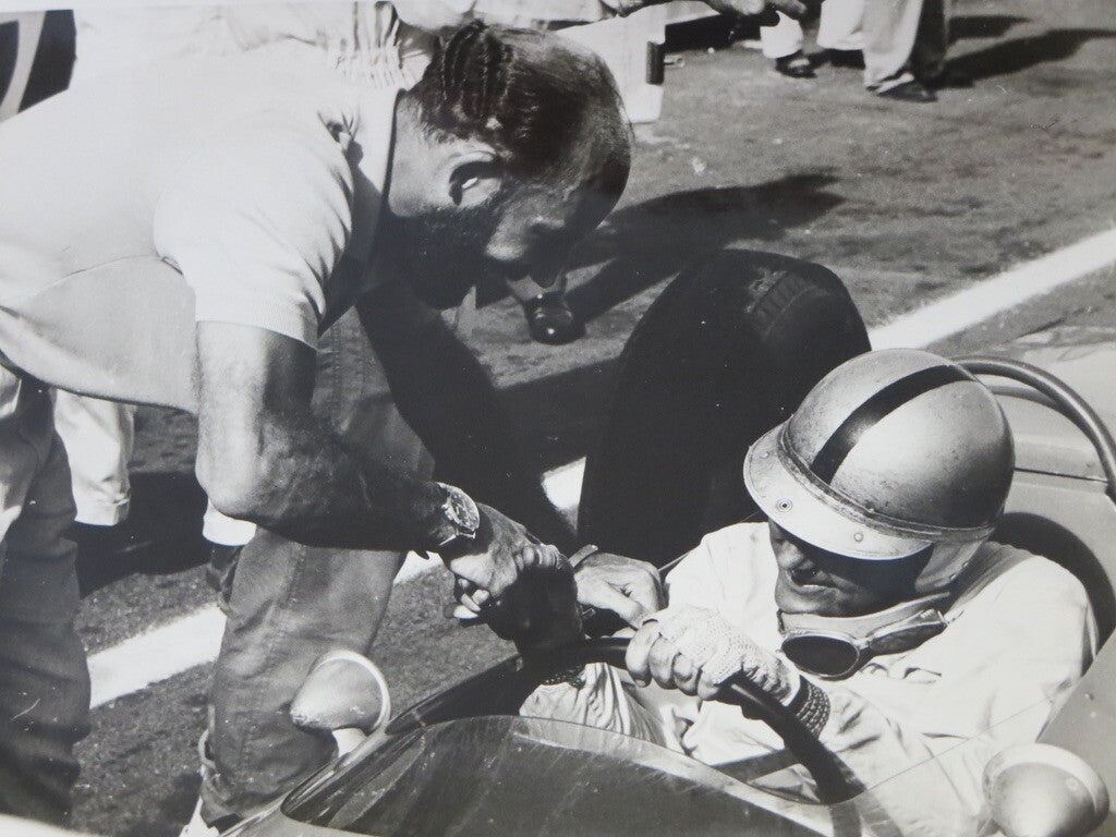 Vintage 1963 Press Photograph - Stirling Moss Jack Brabham Australian Grand Prix