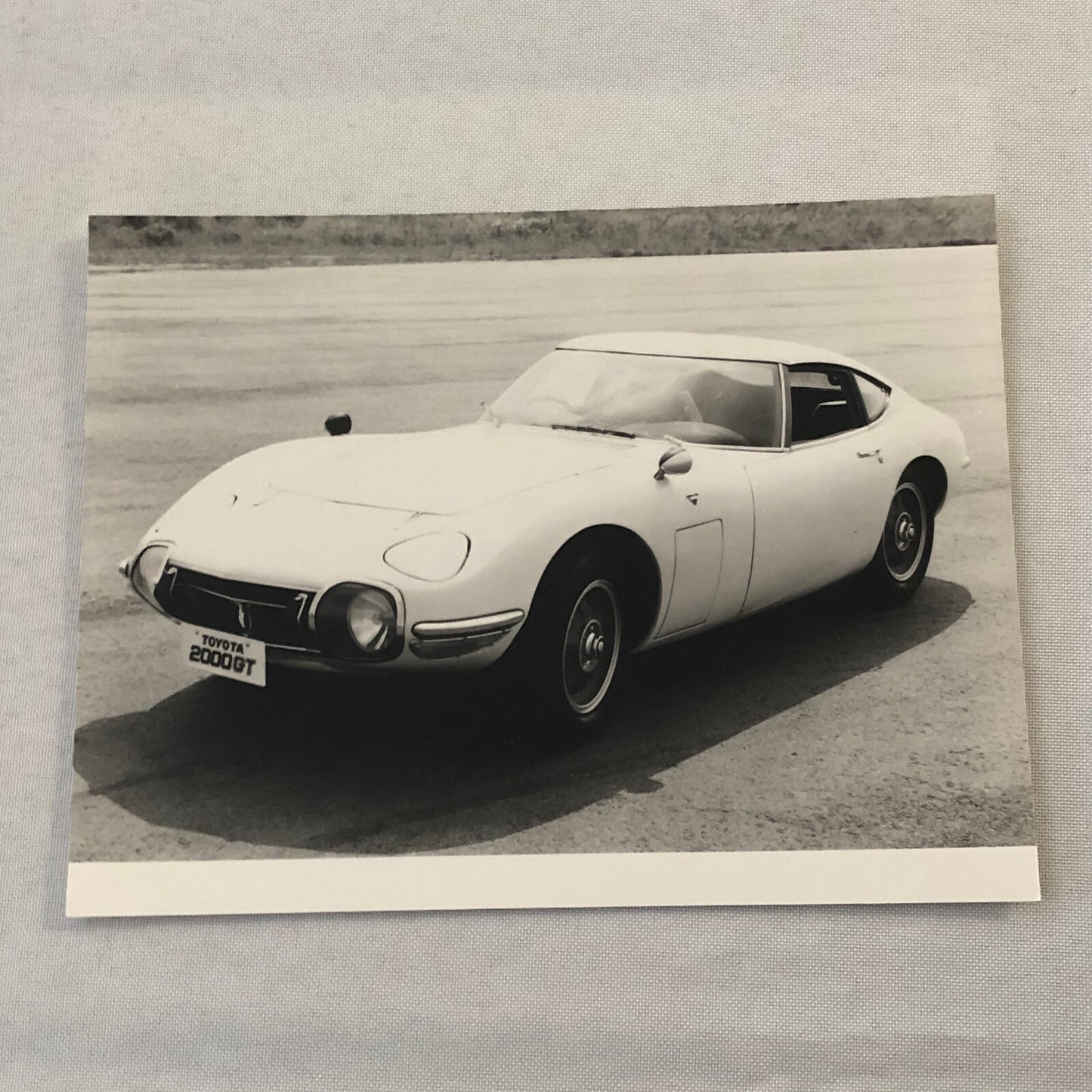 Toyota 2000GT Vintage Car Factory Press Photograph Photo Print 1990s