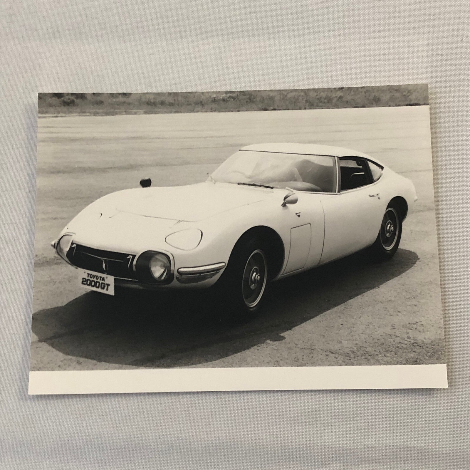 Toyota 2000GT Vintage Car Factory Press Photograph Photo Print 1990s