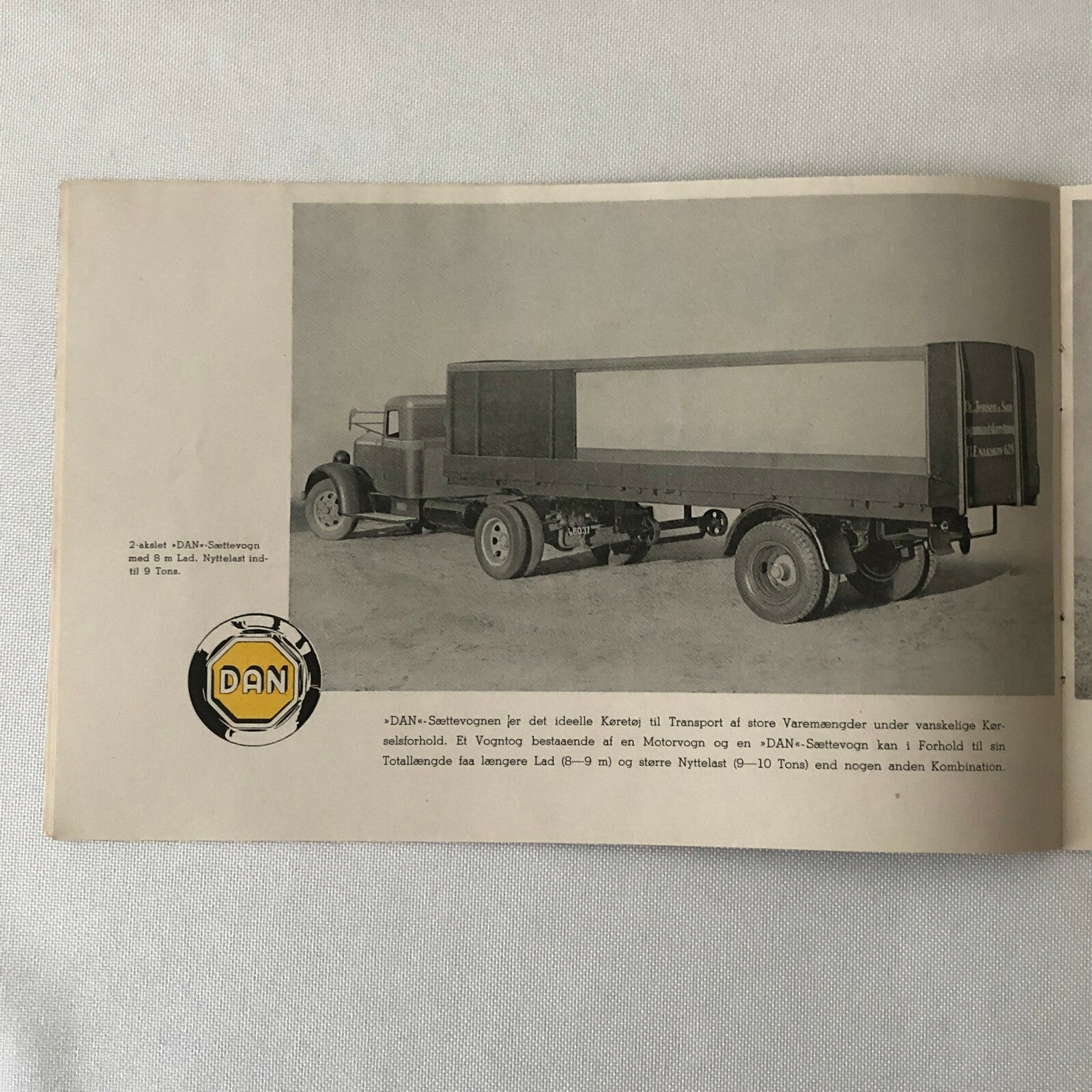 Vintage Dan Trailer and Truck Sales Brochure Catalog - DANISH Text 