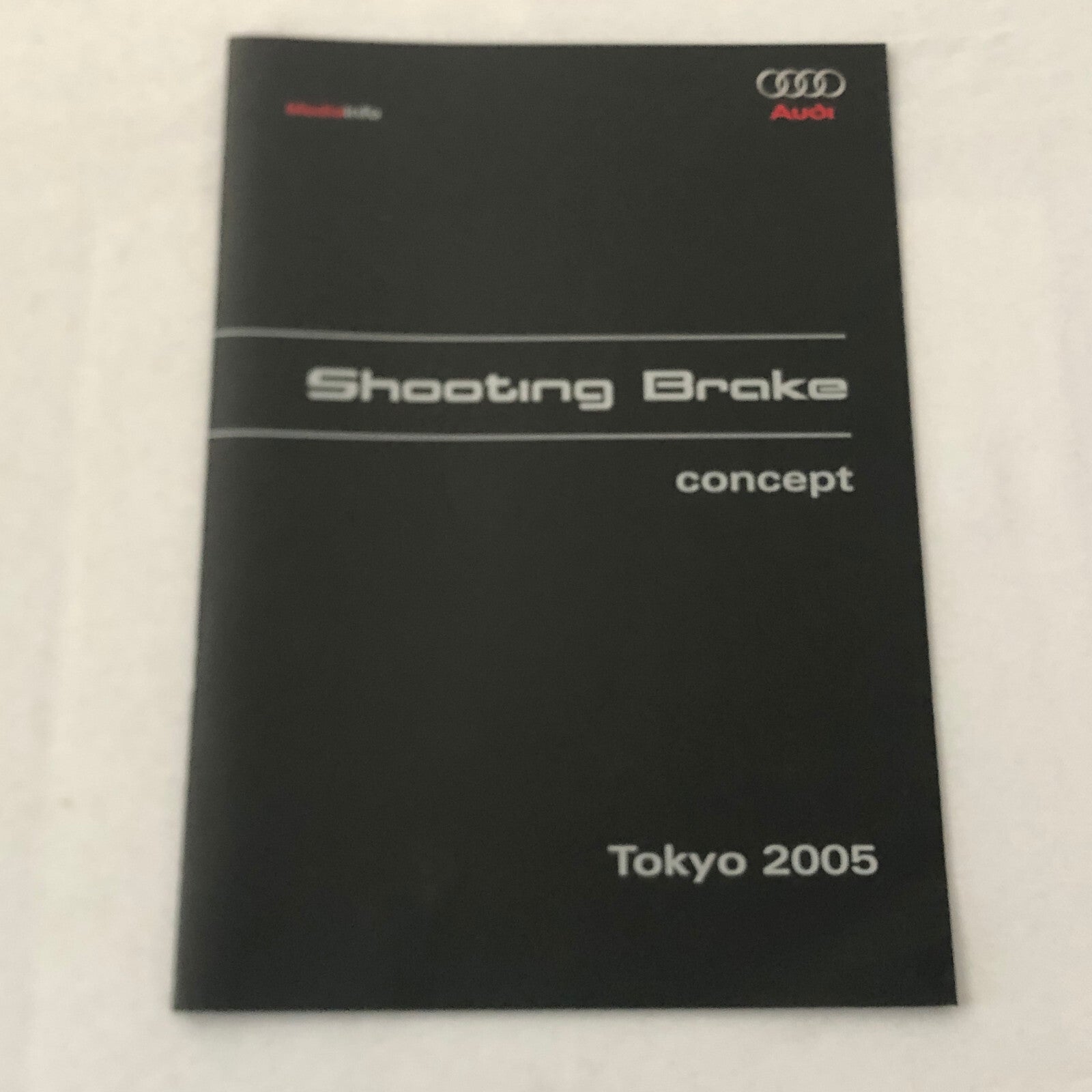 Audi Shooting Brake Concept Car Prototype 2005 Tokyo Auto Show Press Kit GERMAN