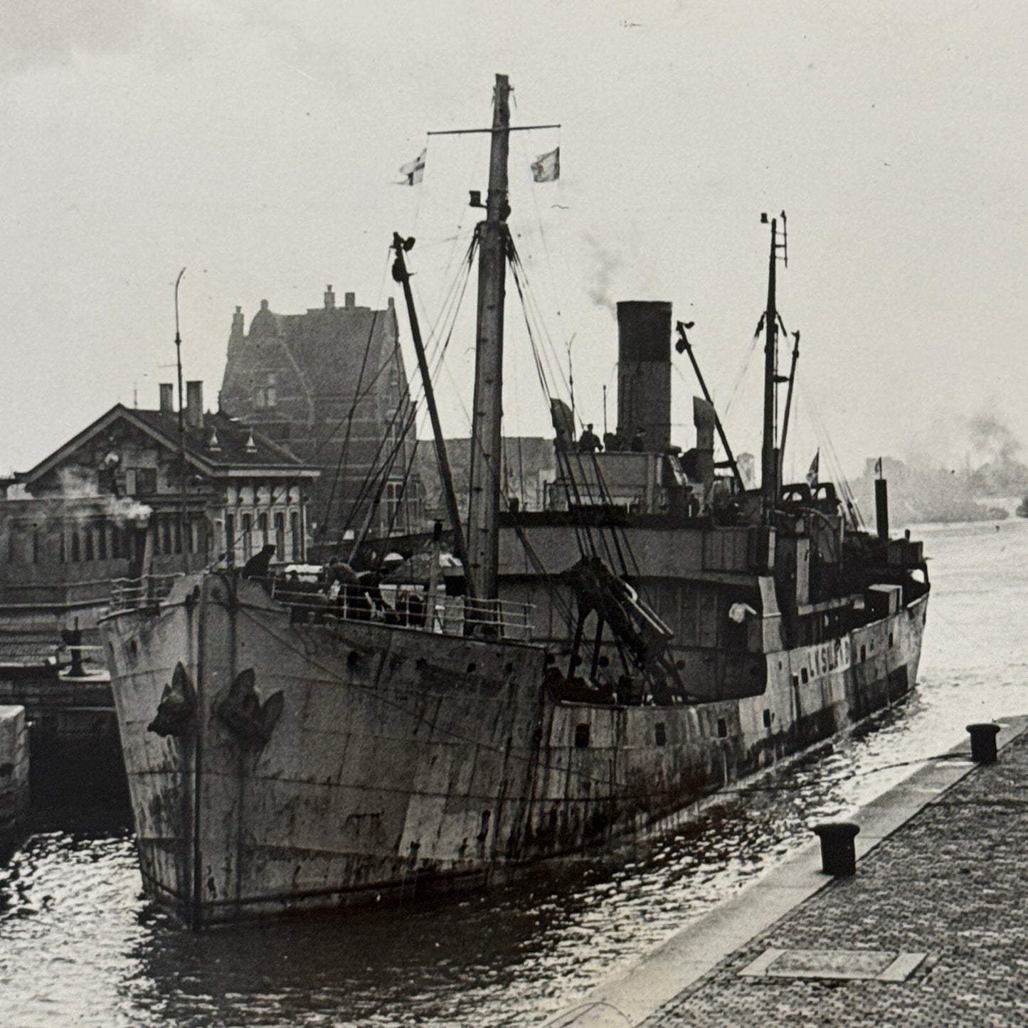 Vintage Press Photo Photograph Antwerp Belgium Allied Shipping Ship Boat WW2
