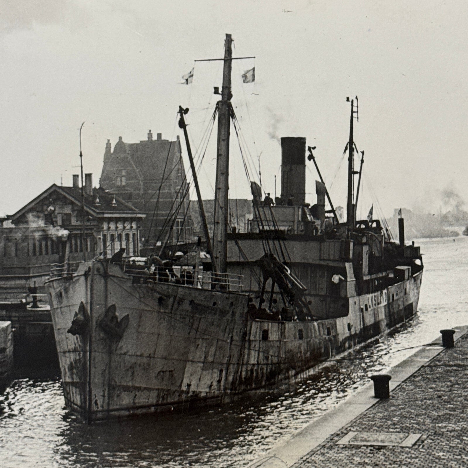 Vintage Press Photo Photograph Antwerp Belgium Allied Shipping Ship Boat WW2
