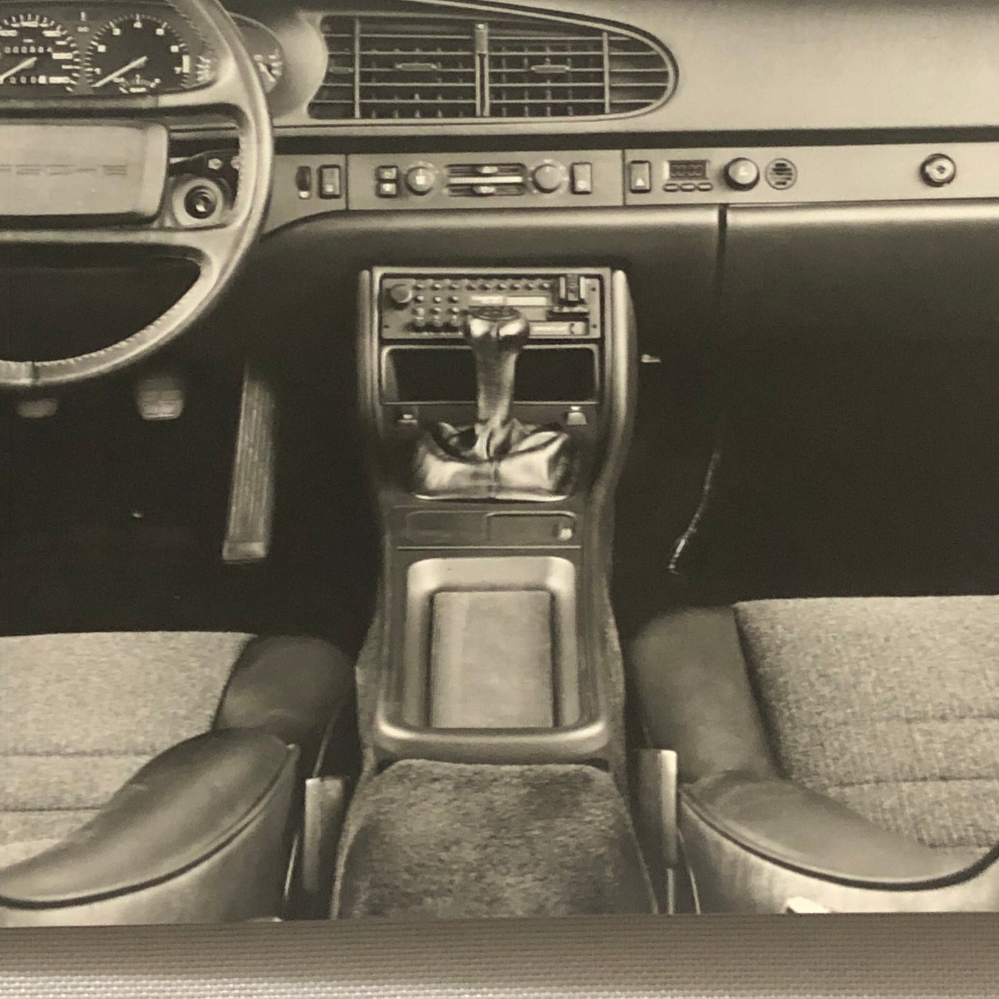 Porsche 944 Interior Factory Press Photo Photograph Werkfoto 1989 ?
