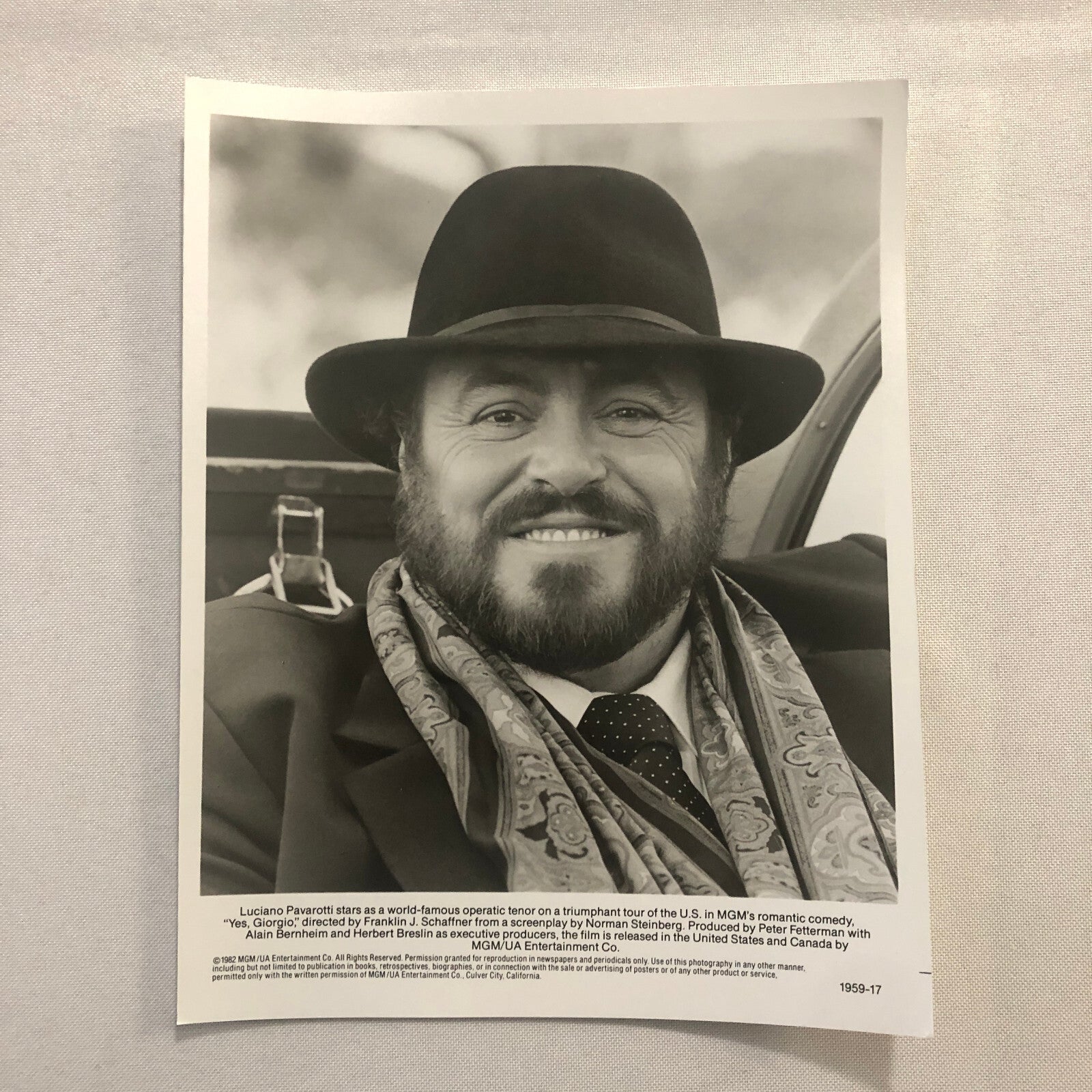 Luciano Pavarotti Opera Singer Tenor Press Photo Photograph Print 1982