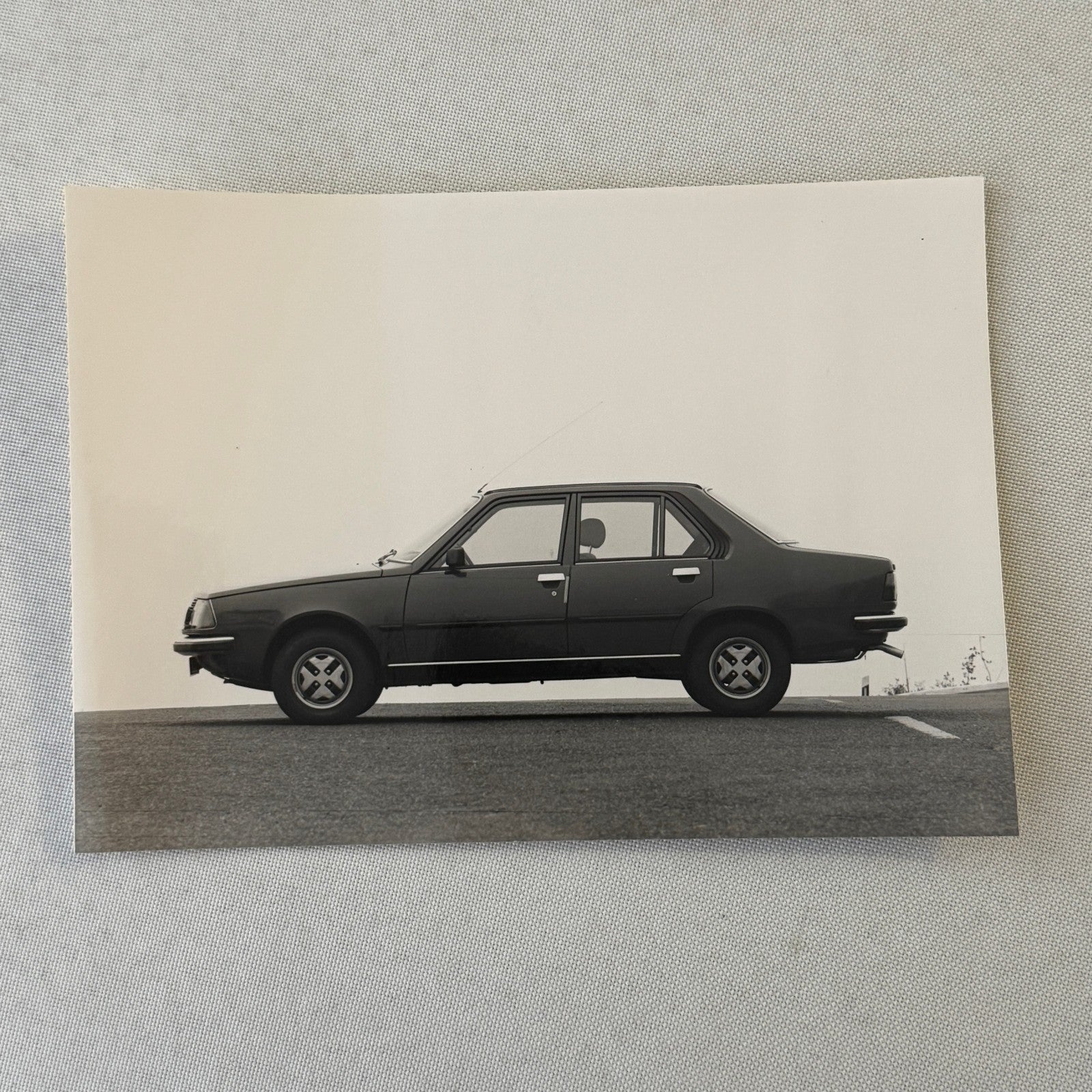 Renault 18 Diesel Car Factory Press Kit Renault 18 TD GTD GERMAN Text 1980 1981