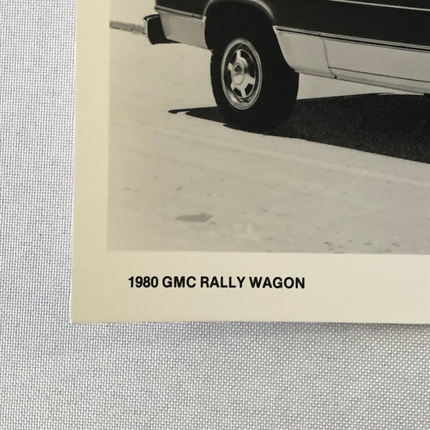 1980 GMC Rally Wagon Van Truck Press Photo Photograph Print
