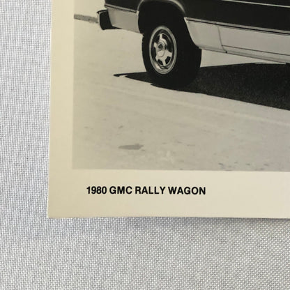 1980 GMC Rally Wagon Van Truck Press Photo Photograph Print