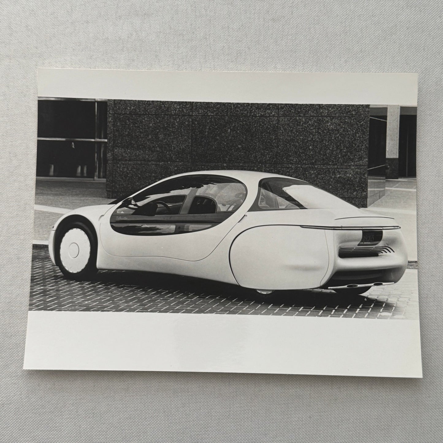 General Motors GM Ultralite Concept Car Prototype Press Photo Photograph Europe