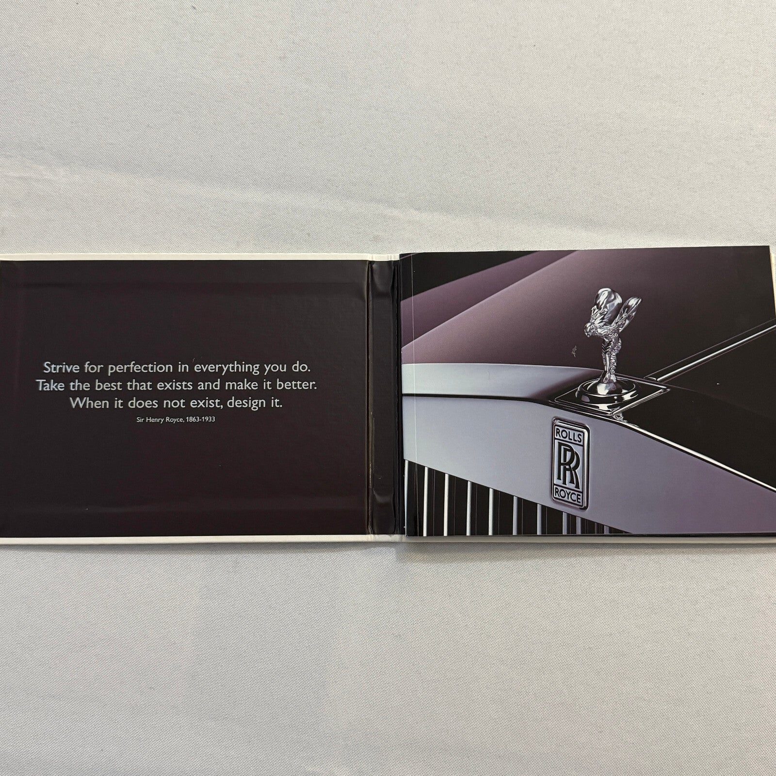 Rolls Royce Phantom Press Kit Brochure with Photo CD