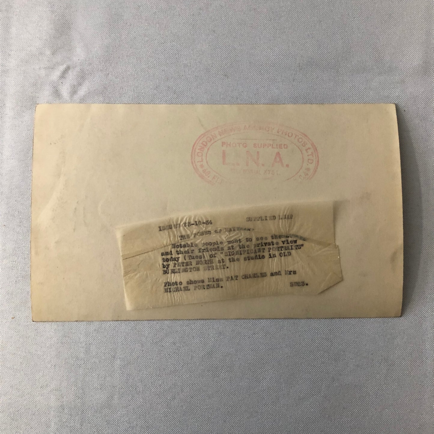 Vintage Press Photo Photograph London Art Exhibition Women Peter North Artist