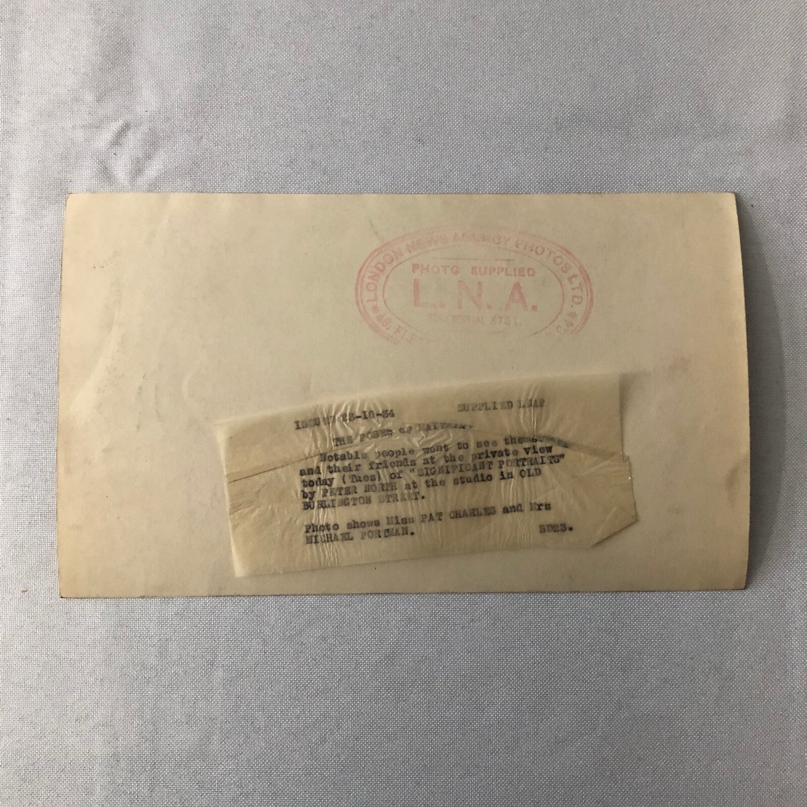 Vintage Press Photo Photograph London Art Exhibition Women Peter North Artist