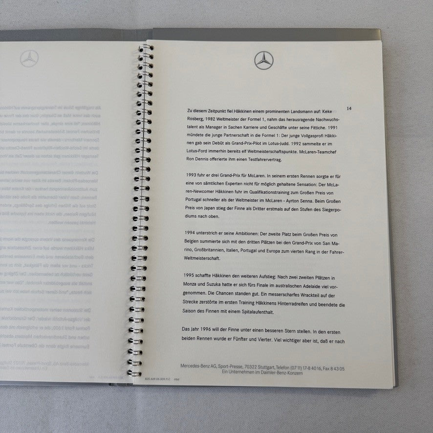 1996 Mercedes Marlboro F1 Formula One Racing Press KIt Mika Hakkinen Coulthard