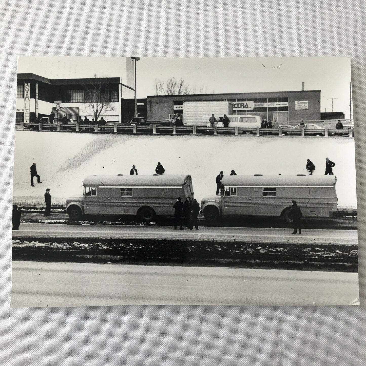 Vintage Montreal Prison Bus Press Photo Photograph Print Newspaper Story 
