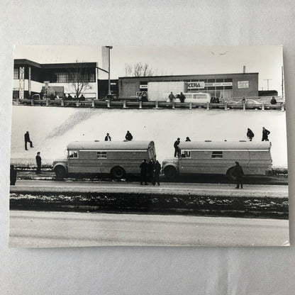 Vintage Montreal Prison Bus Press Photo Photograph Print Newspaper Story 