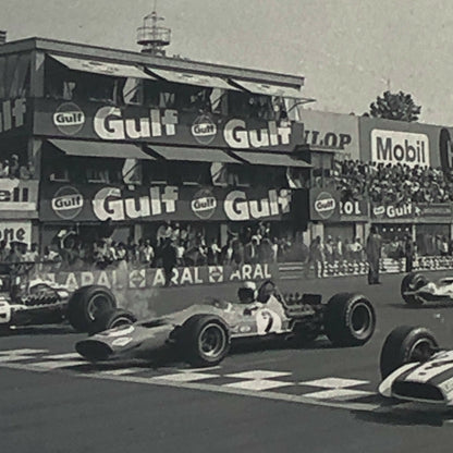 Vintage 1968 John Surtees Honda RA301 Racing Car Photo Photograph 