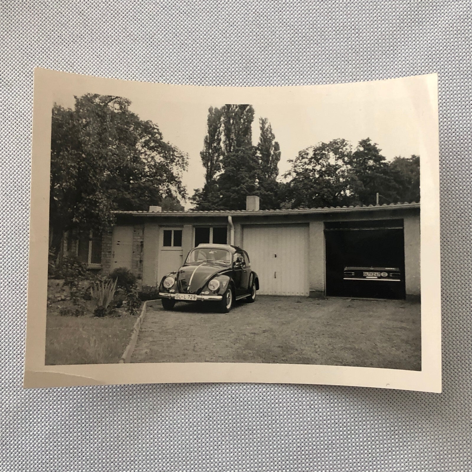 Vintage Photo Photograph Snapshot VW Volkswagen Beetle Bug Car House