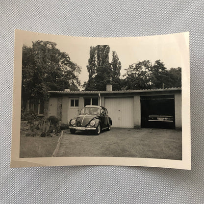 Vintage Photo Photograph Snapshot VW Volkswagen Beetle Bug Car House