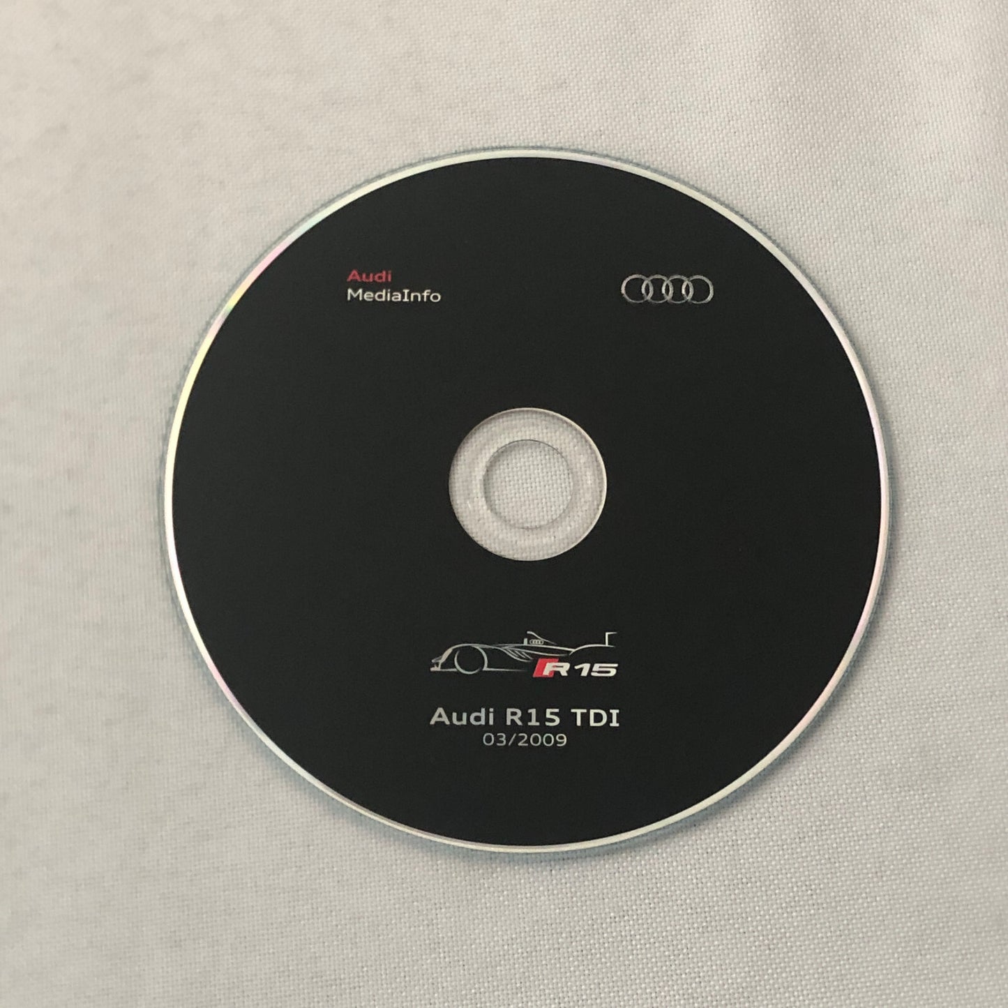 2009 Audi R15 TDI Press Kit Le Mans Sebring Racing Car Brochure CD