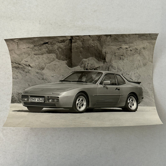 Porsche 944 Turbo Car Factory Press Photo Photograph Werkfoto German