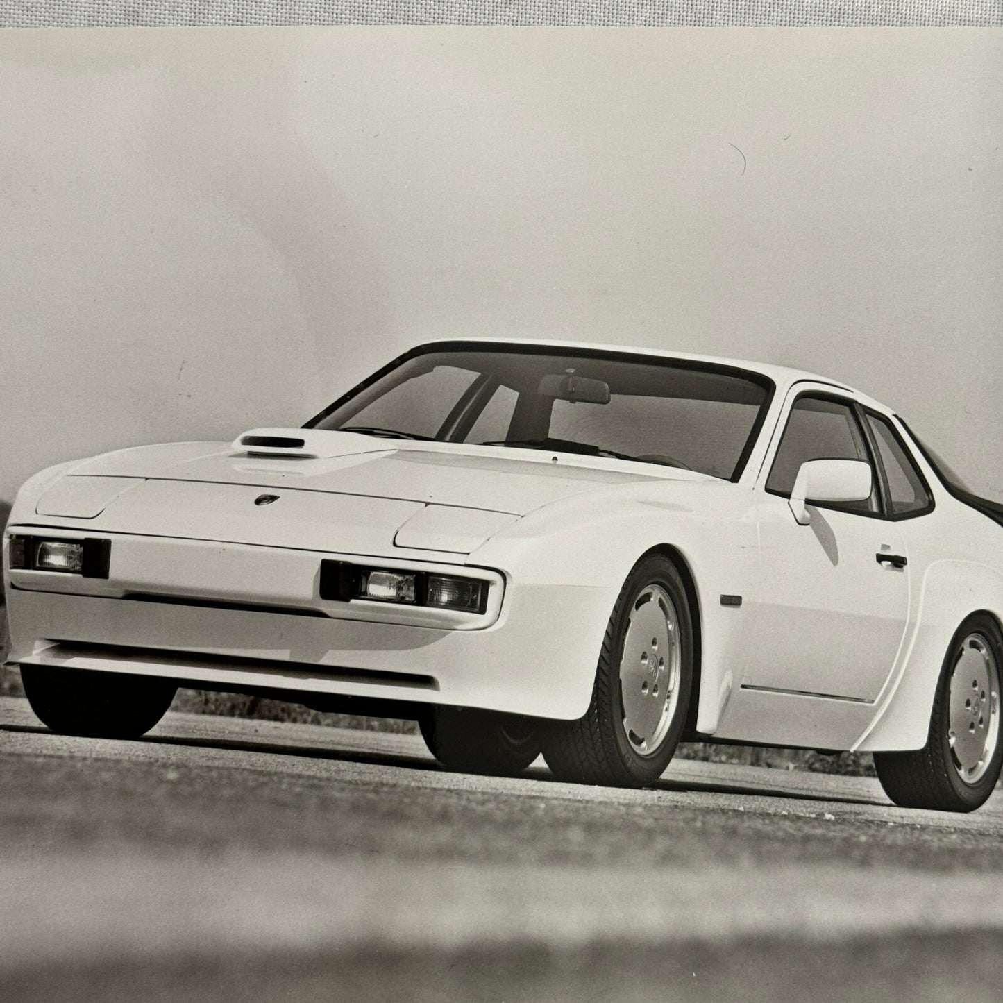 Porsche 924 GTS Factory Press Photo Photograph Vintage