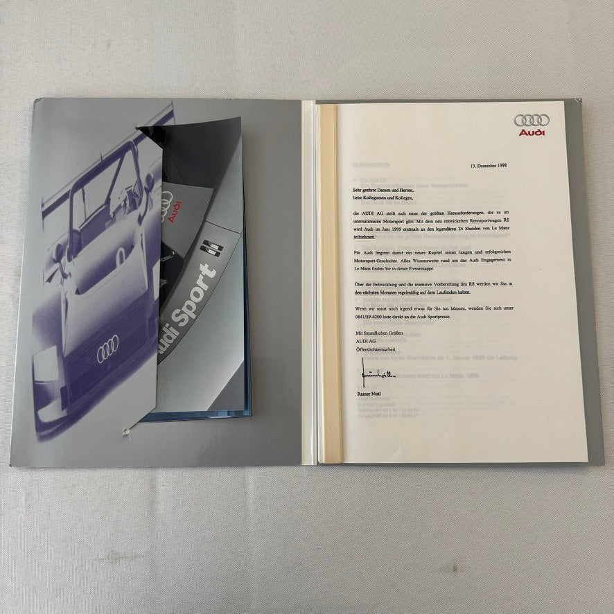 1999 Audi 24 Hours of LeMans Racing Team Press Kit Photos Brochure GERMAN