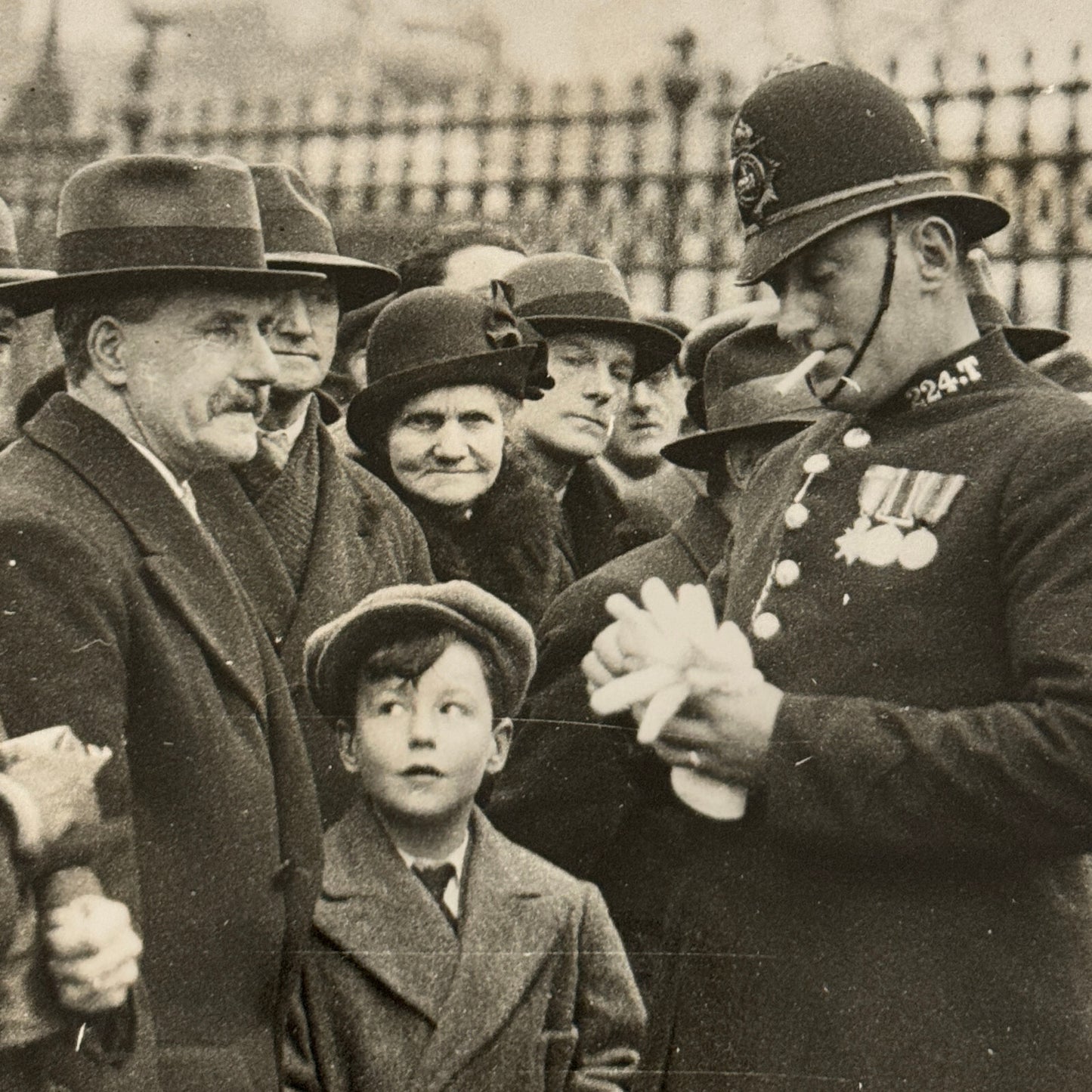 1932 Press Photo Photograph Bravery Medal for Man Saving Life Keystone