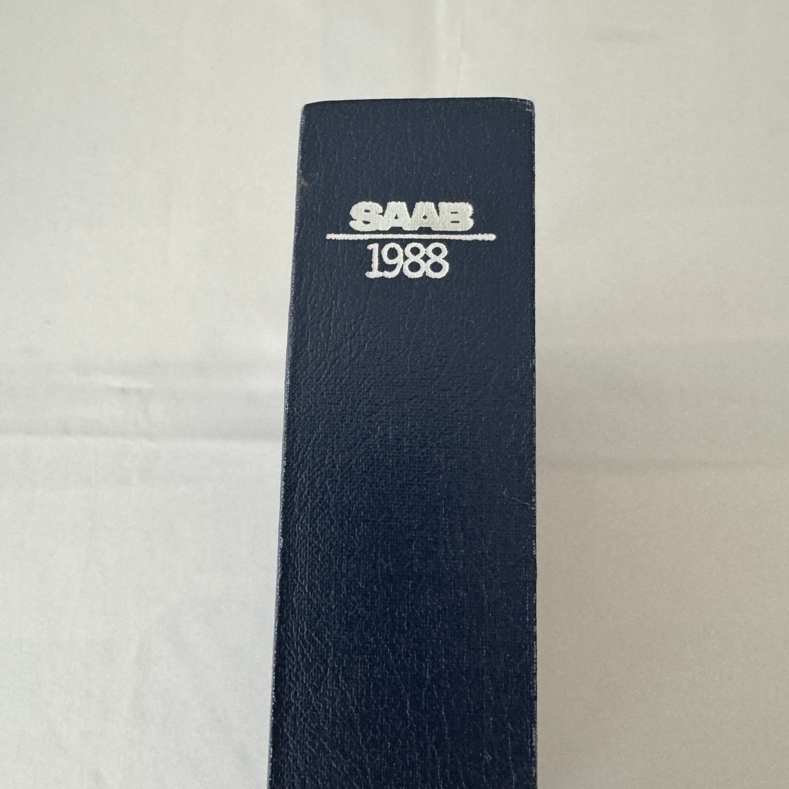1988 Saab 900 and 9000 Colour & Upholstery Showroom Album Saab 900 Turbo GERMAN