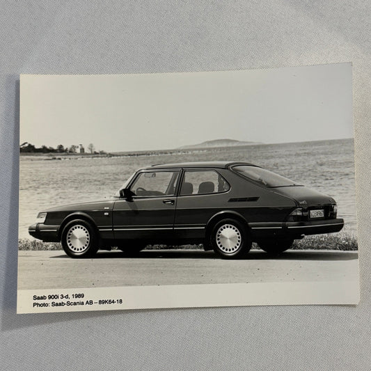 1989 Saab 900i Car Automobile Factory Photo Photograph Print Vintage Saab 900 i