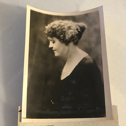 Press Photo Photograph Missing Woman Located 1922 News Photo Portrait