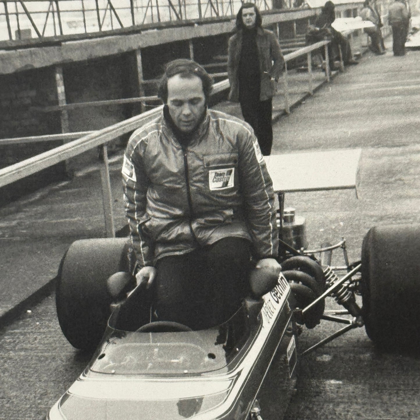 Vintage Racing Photo Photograph 1972 Chevron B20 Peter Gethin Silverstone