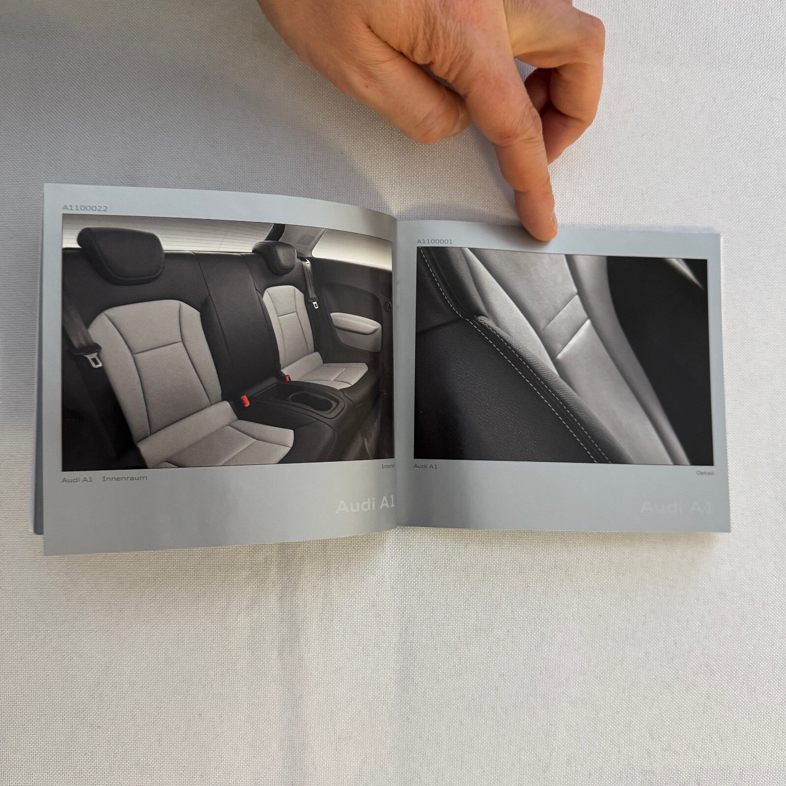 Audi A1 Press Kit Media Brochure Photo CD GERMAN Text