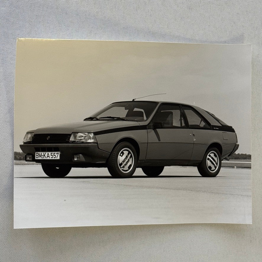 1982 Renault Press Kit Brochure Photos Renault 5 Turbo 9 14 Fuego 30 Alpine A310