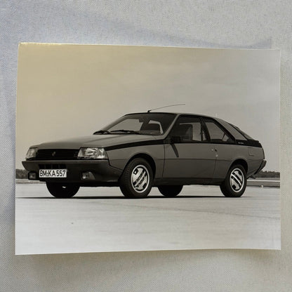 1982 Renault Press Kit Brochure Photos Renault 5 Turbo 9 14 Fuego 30 Alpine A310
