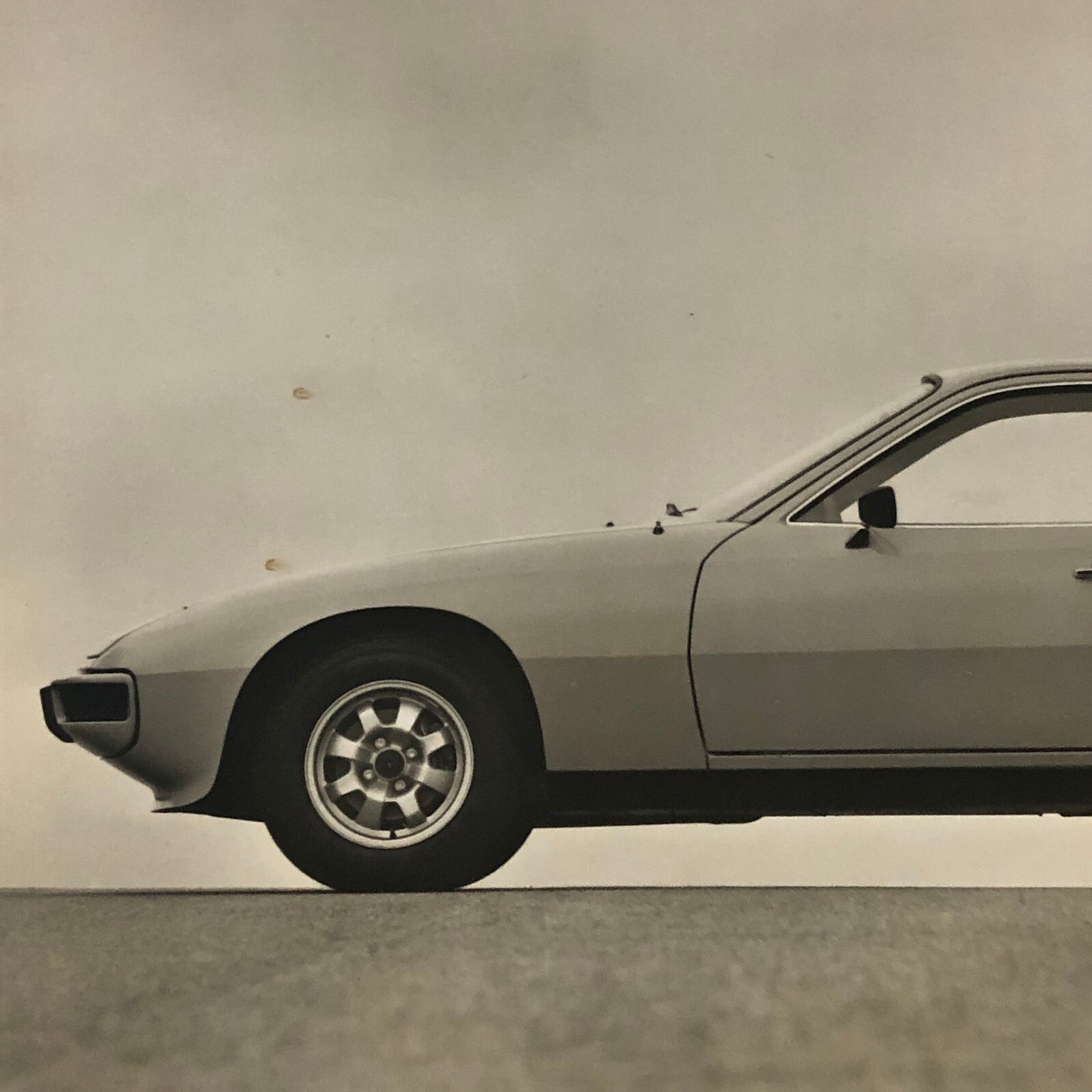 Vintage Porsche 924 Coupe Factory Werkfoto Press Photo Photograph