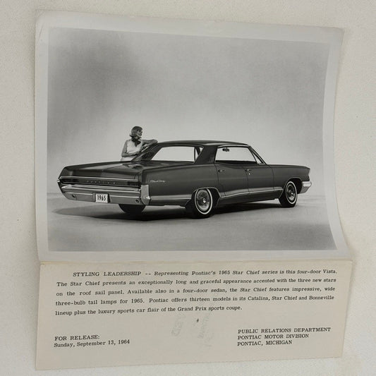 Vintage 1965 Pontiac Star Chief Car Factory Press Photo Photograph Print