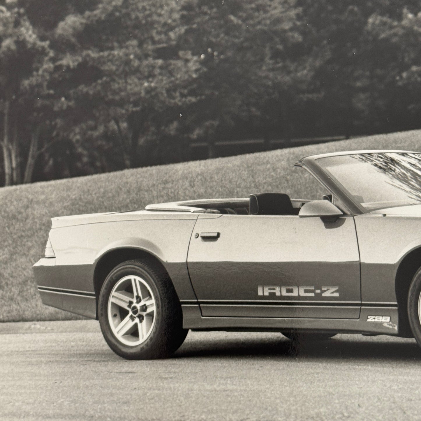1987 Chevrolet Camaro IROC Z Convertible Factory Press Photo Photograph Vintage